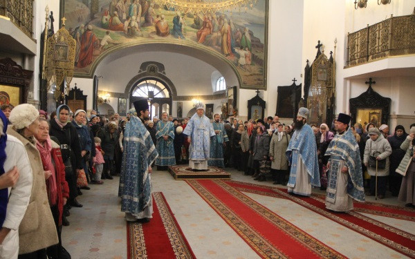 Церковь Воскресения Христова в Сокольниках. Расписание служб, адрес, святыни, история