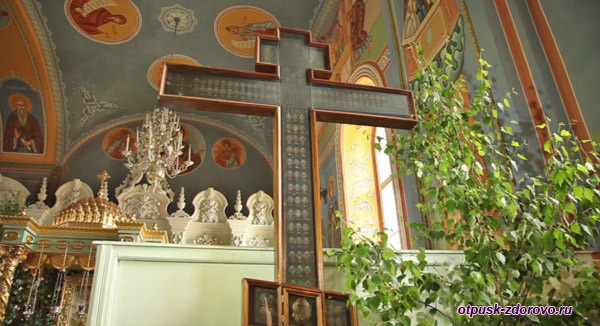 Святой Крест в монастыре Феофания, Кострома