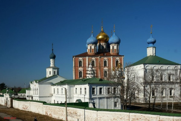 Спасо-Преображенский монастырь, Рязань. Расписание служб, святыни, иконы, адрес.