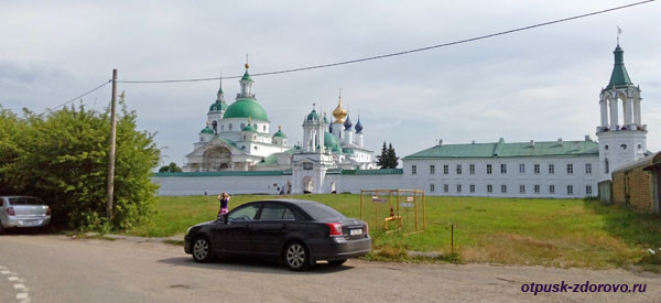 Вид на Спасо-Яковлевский монастырь, Ростов Великий