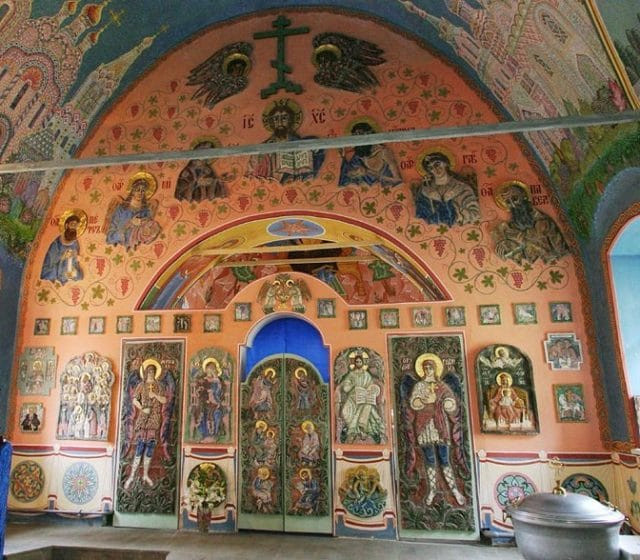 Высоко-Петровский мужской монастырь в Москве