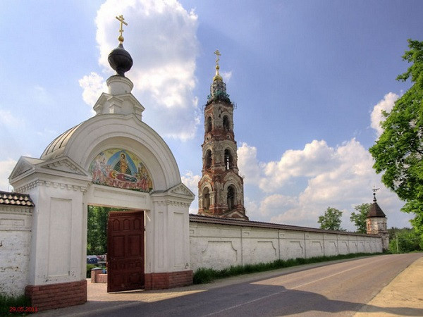 Николо-Берлюкский монастырь (Пустынь). История, фотографии, расписание, ассортимент