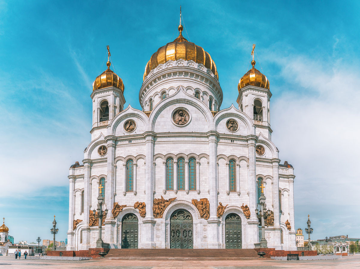 Главный вход в Храм Христа Спасителя, Москва