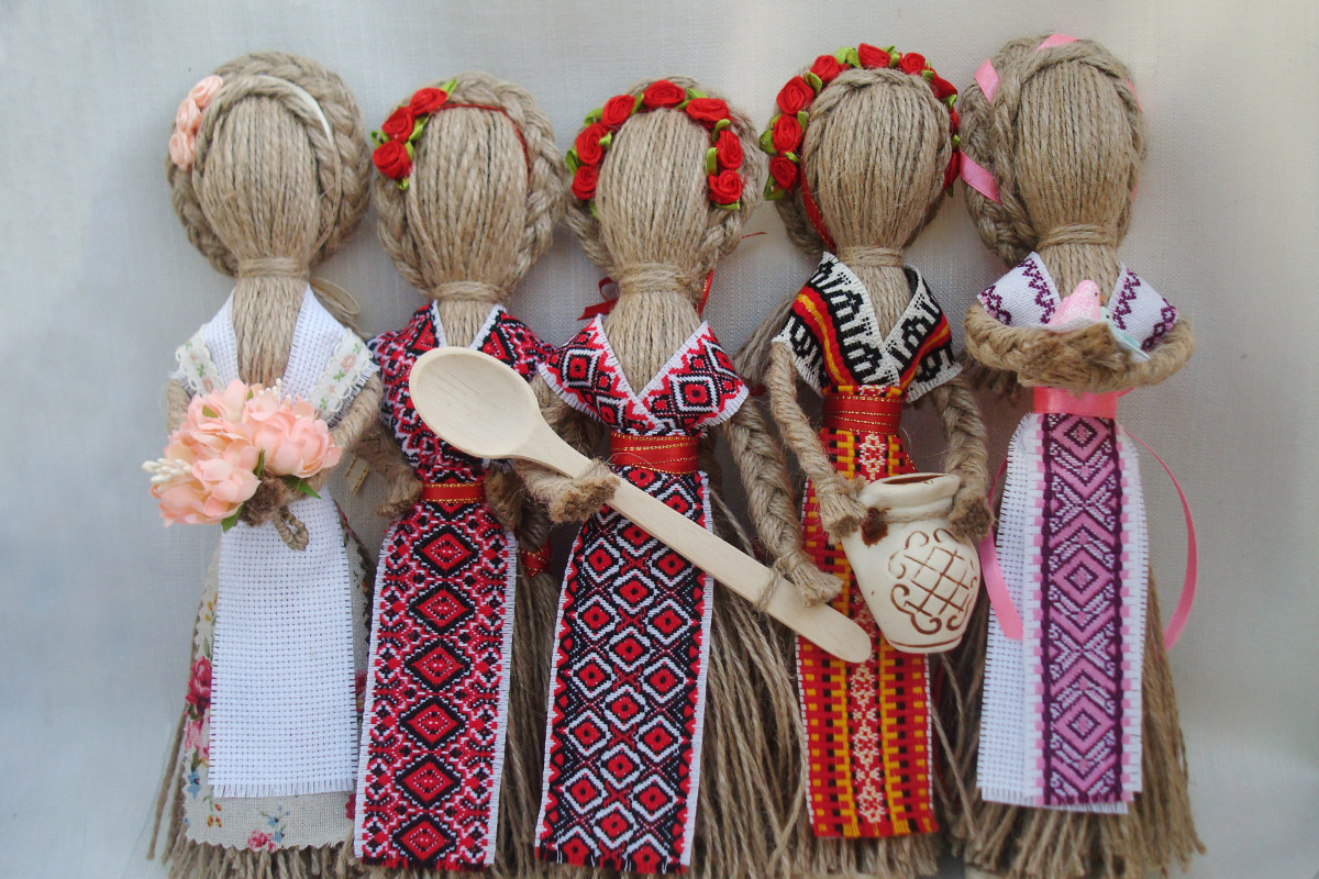 Славянские куклы-обереги из ниток