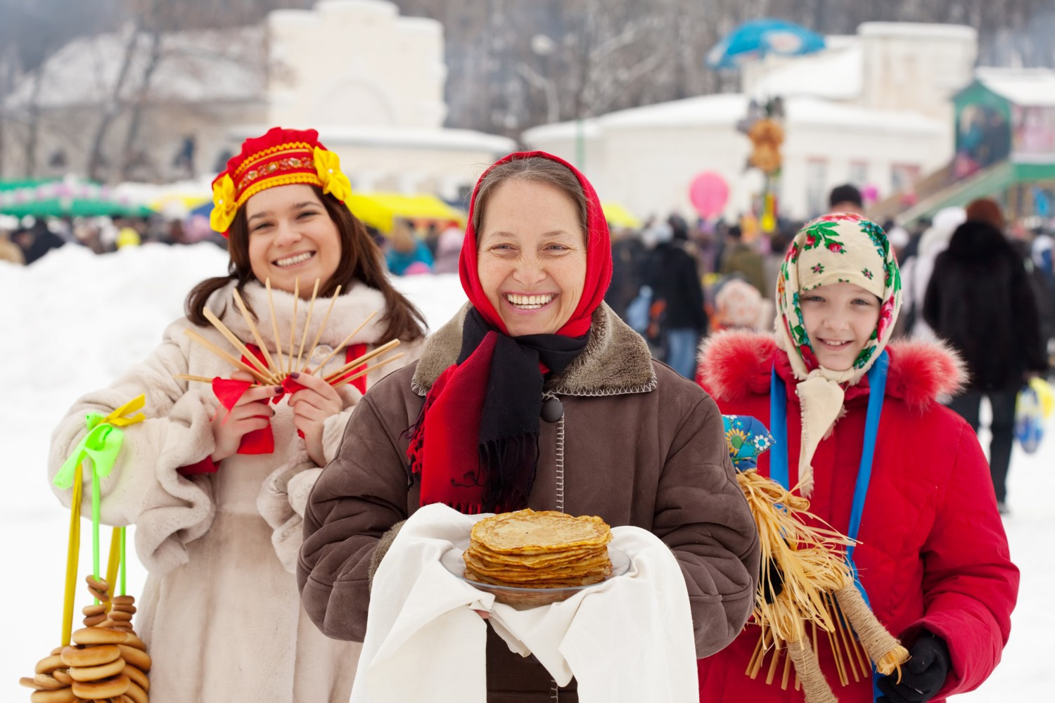 Восточнославянский праздник прощания с зимой - Масленица.