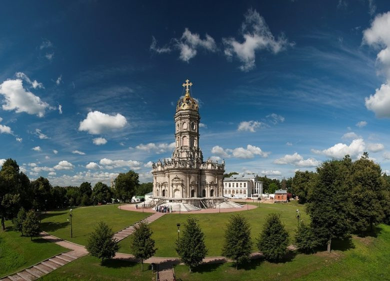 Церковь Знамения в Дубровицах