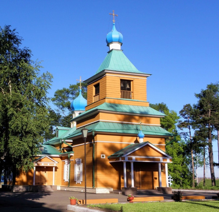 mihailo-arhangelskiy-hram-700x677
