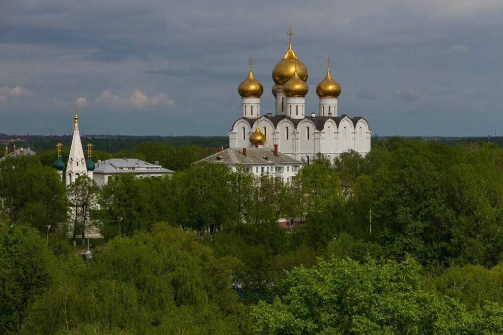 Панорама Ярославля - Собор Успения Пресвятой Богородицы