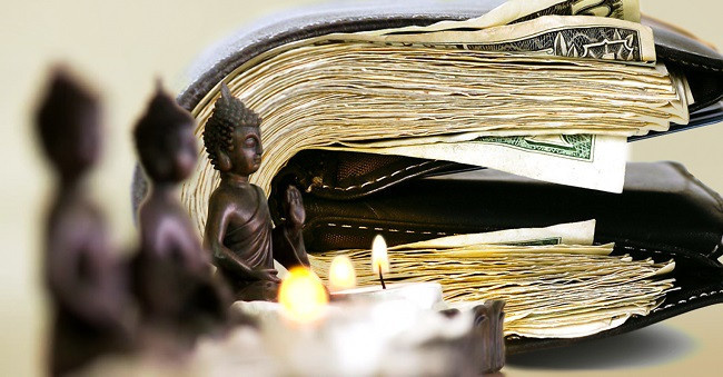 Ритуалы привлечения денег с помощью свечи