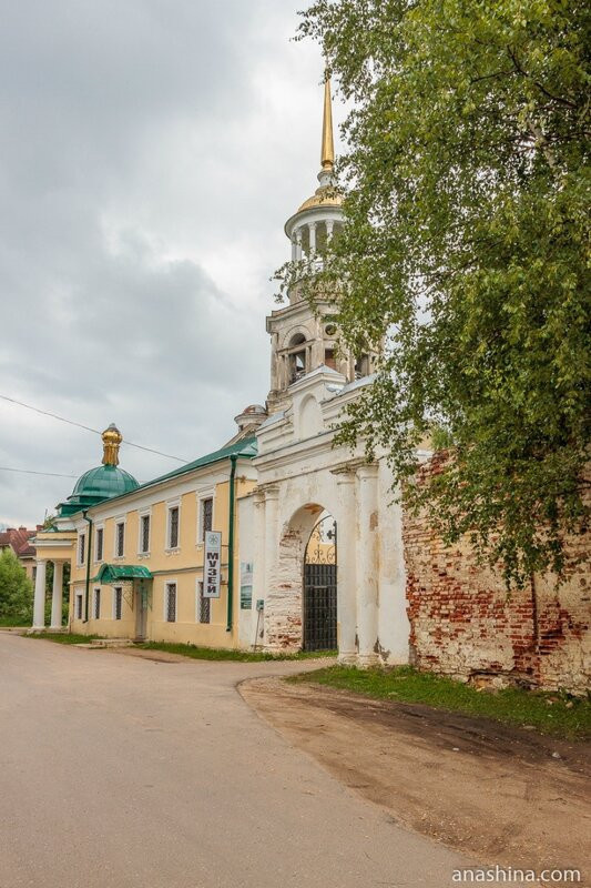 Борисоглебский монастырь, Торжок.