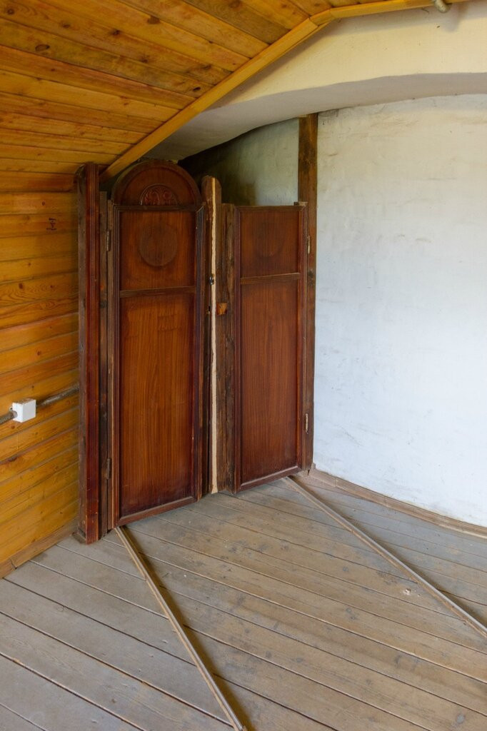 Двери, Спасо-Преображенский монастырь