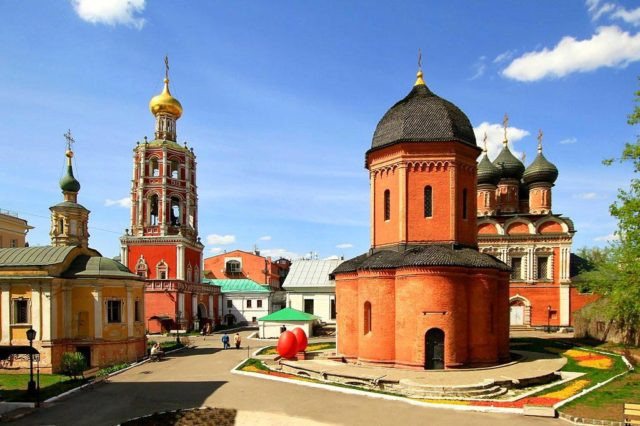 Высоко-Петровский мужской монастырь в Москве