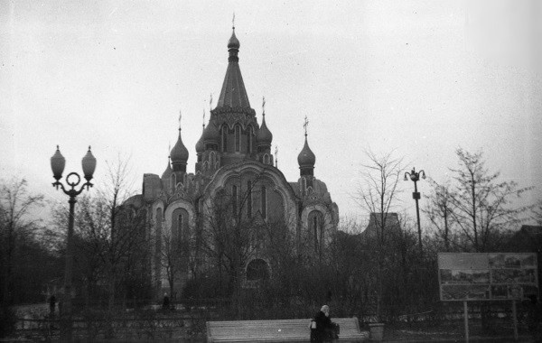 Церковь Воскресения Христова в Сокольниках. Расписание служб, адрес, святыни, история