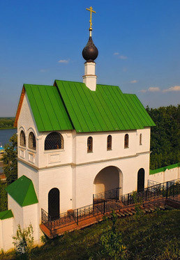 Спасо-Преображенский монастырь в Муроме, надвратная церковь Сергия Радонежского, колокольня