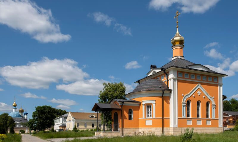 церковь всех святых в оптинском скиту