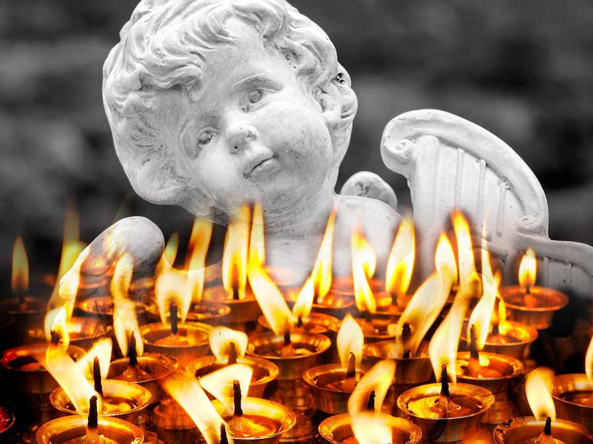 13 декабря - Международный день зажигания свечей
