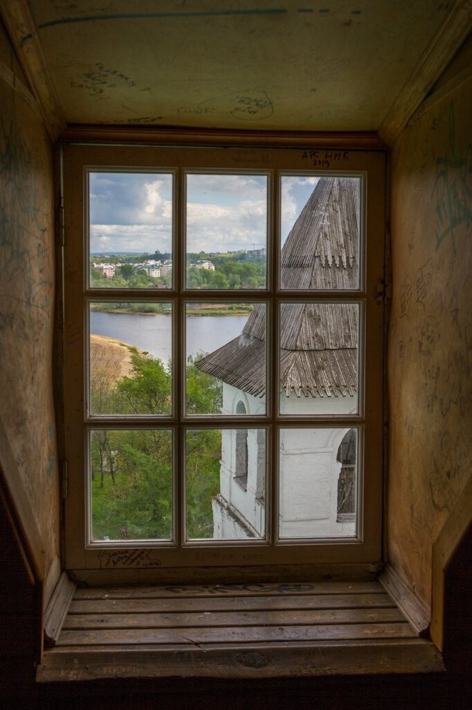 Вид на Святые ворота и Которосль, Спасо-Преображенский монастырь, Ярославль