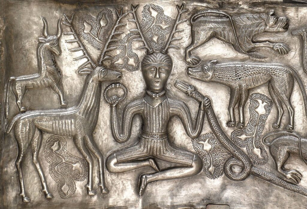 Цернуннос. Изображение на серебряном котле из Гундеструпа, между 200 г до н.э и 300 г н.э