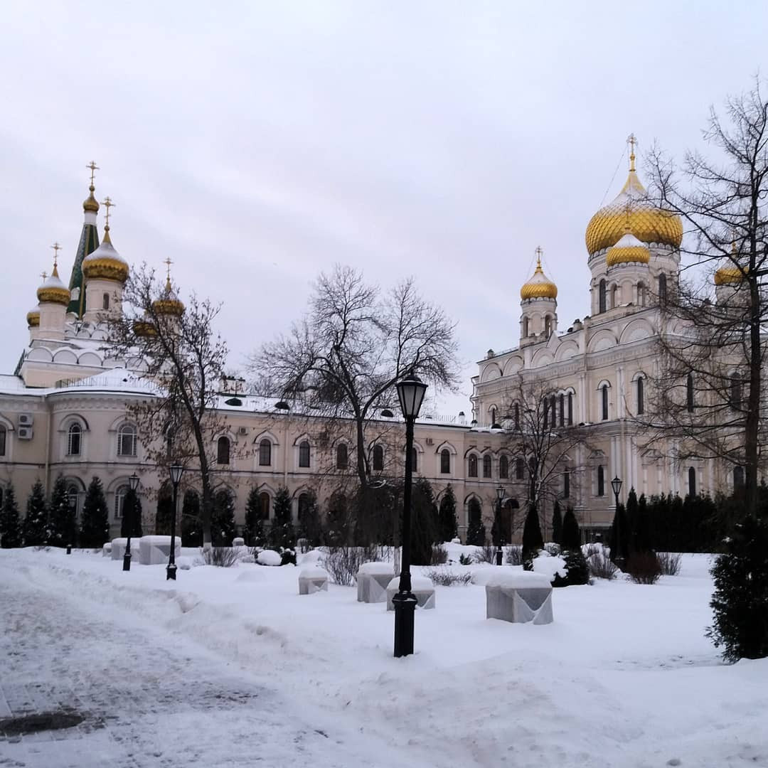 Воскресенский Новодевичий монастырь фото.