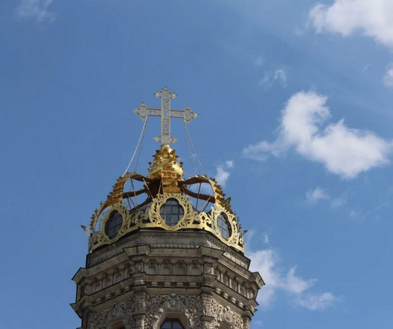Церковь Богоматери Знамения в Дубровицах