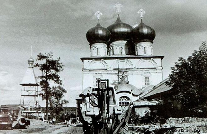 Трифонов монастырь в Кирове. Возрождение собора Успения Пресвятой Богородицы.