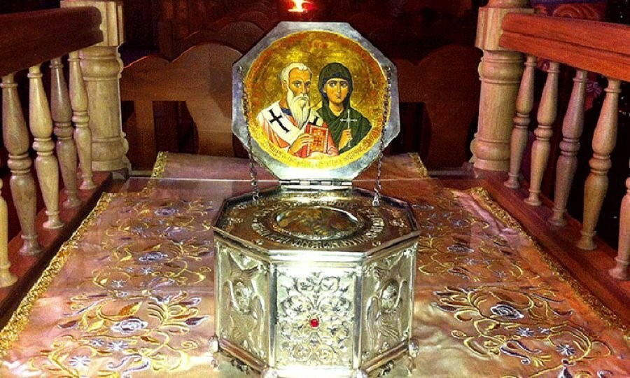 Икона священномученика Киприана и мученицы Иустины