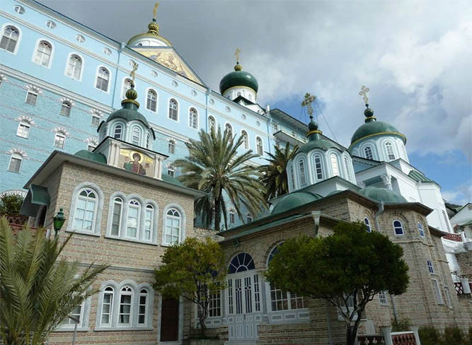 Церковь Покрова Пресвятой Богородицы в монастыре Святого Пантелеймона